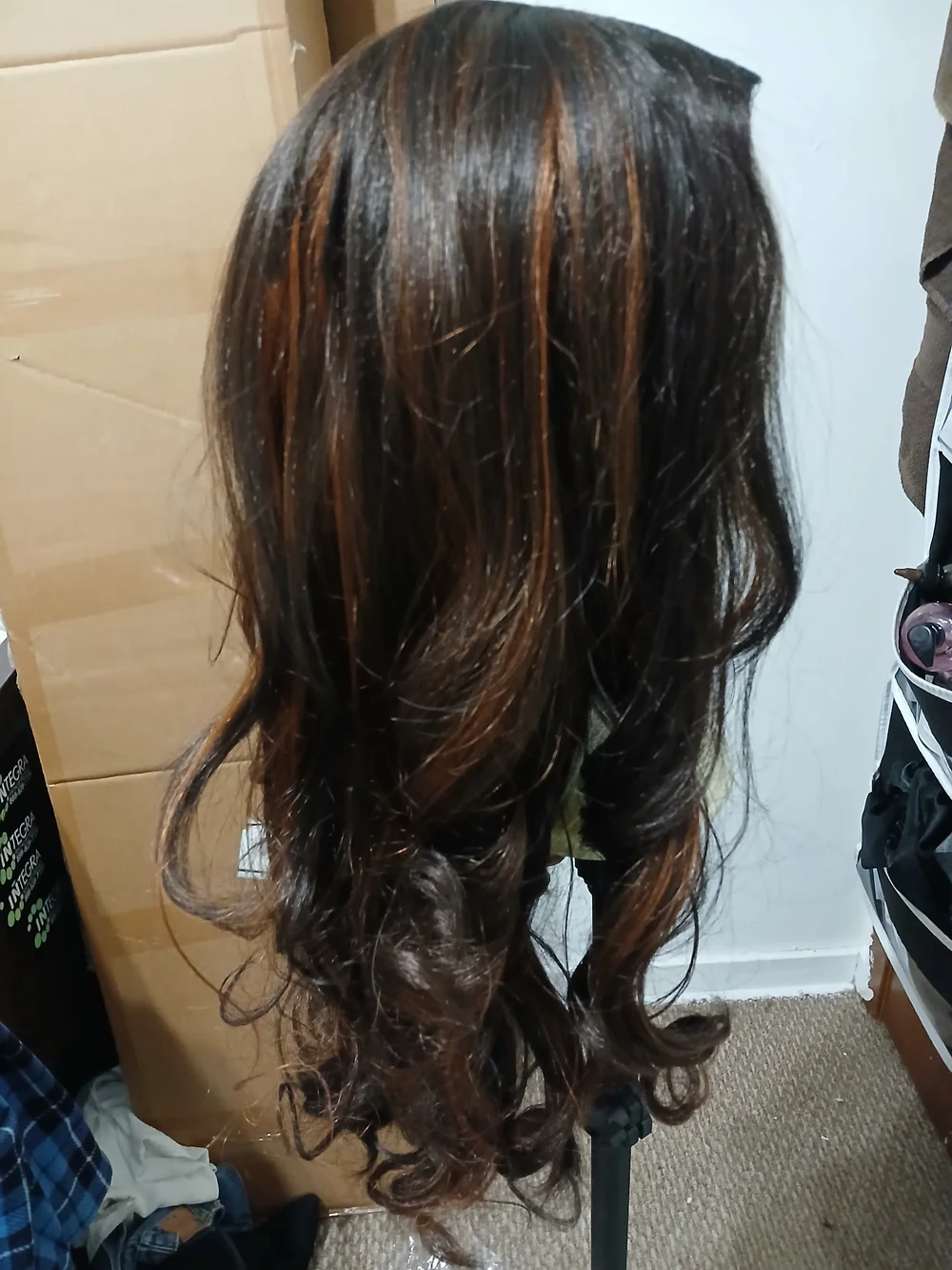 Beautiful Blowout Yaki Texture V Part Synthetic Wig With Highlights - Never Worn